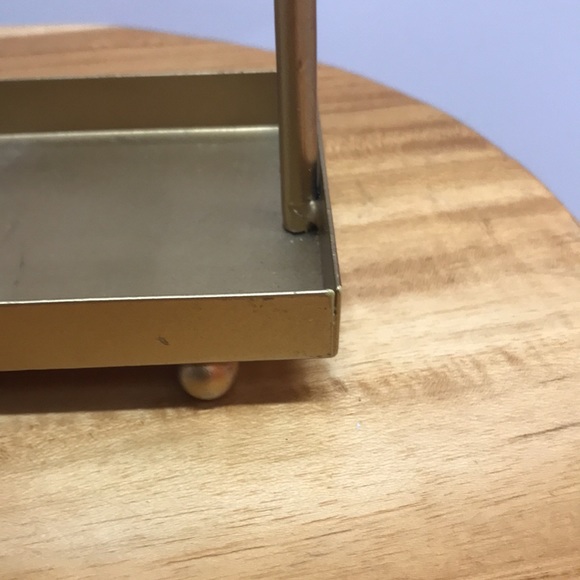 Gold painted jewelry organizer - Picture 5 of 5